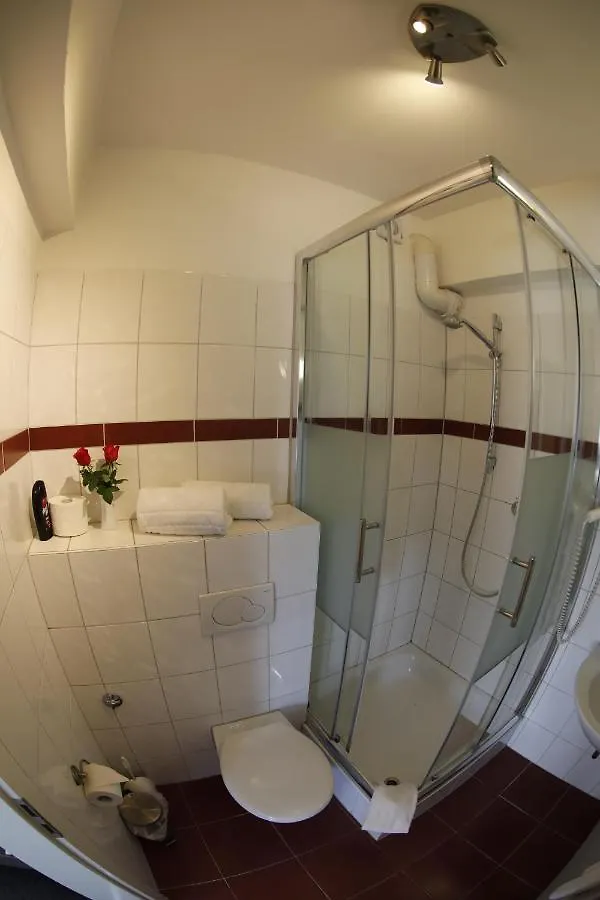 Hotel Famosa Dusseldorf