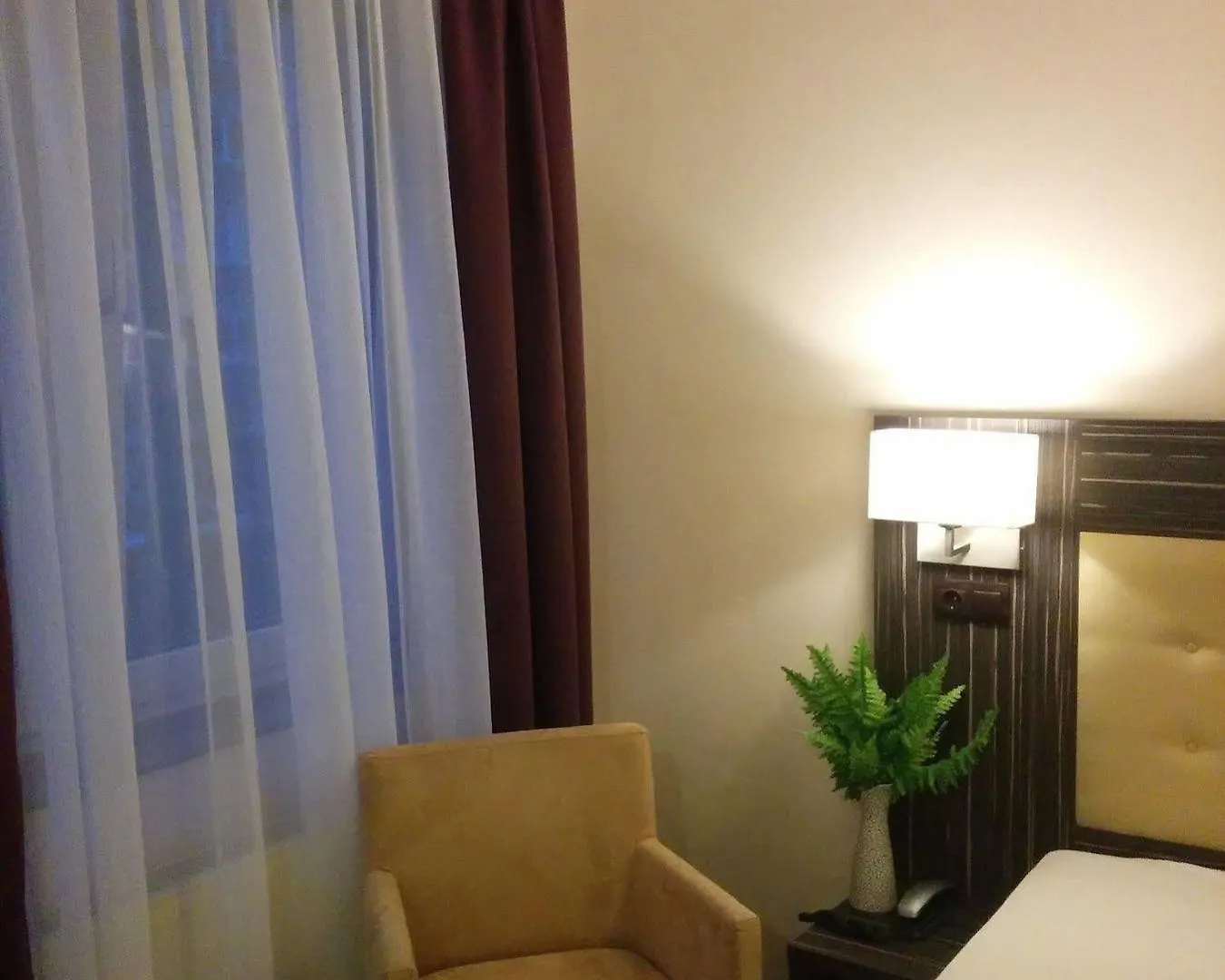 ***  Hotel Famosa Dusseldorf Germany