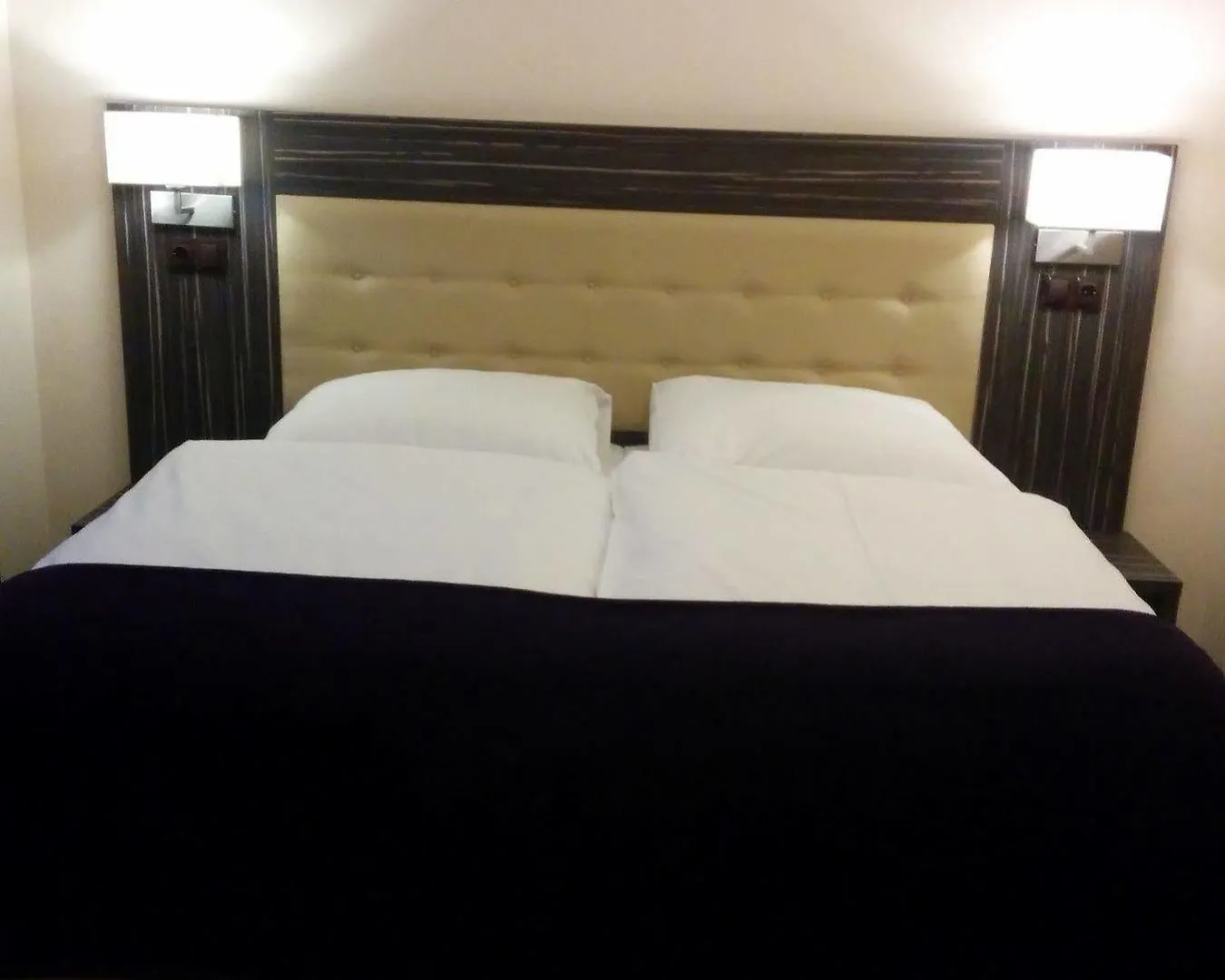 Hotel Famosa Düsseldorf