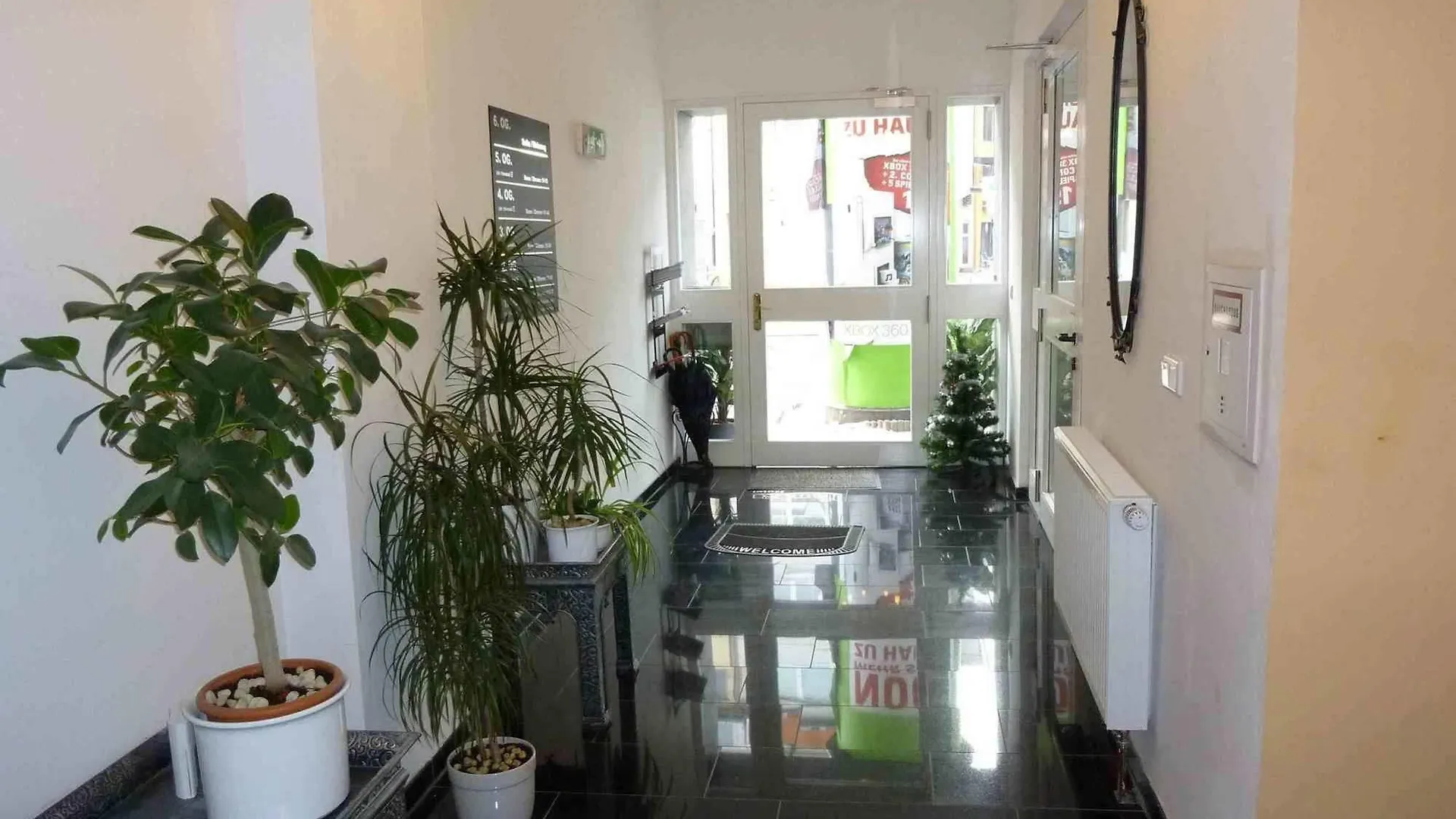 Hotel Famosa Dusseldorf